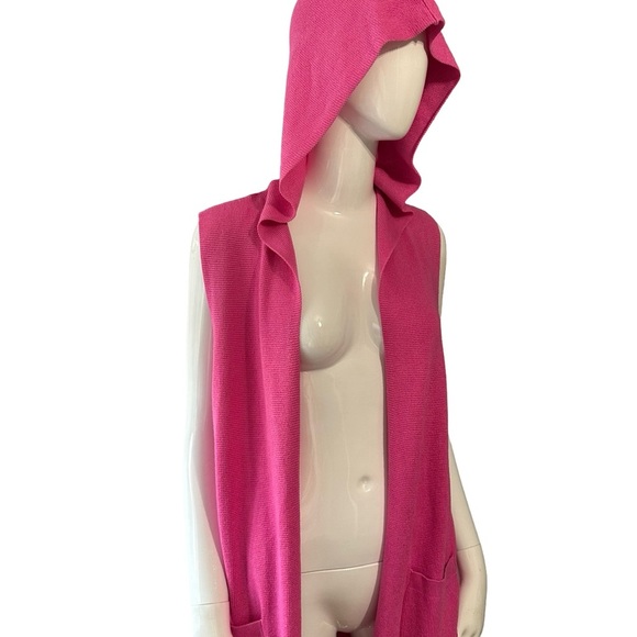 Cyrus Fuchsia Knit sleeveless Cardigan - Picture 7 of 7